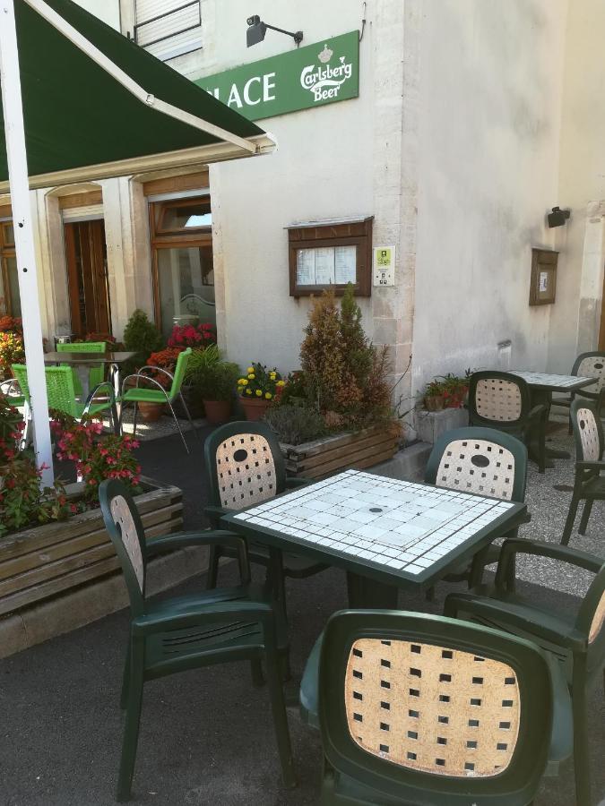 Hotel De La Place Liffol-le-Grand Dış mekan fotoğraf